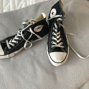 Cute and trendy converse!!